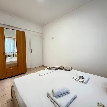 Bright & Spacious In Town, Near The - No 3 公寓 科斯镇